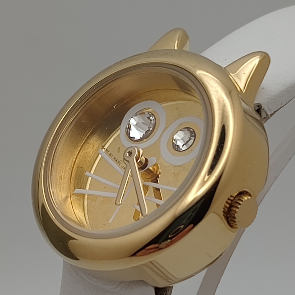 Marc by Marc Jacobs Cat Face Watch Gold Tone White Leather 22.5mm New Battery‎ - Picture 10 of 16